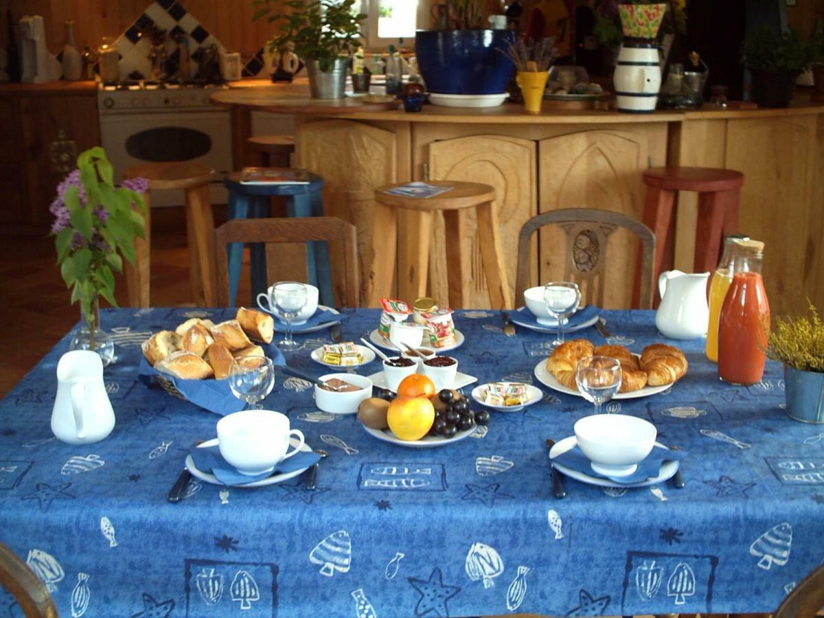 Bed and Breakfast Les Chenes Bleus Сент-Мари-де-Ре Экстерьер фото